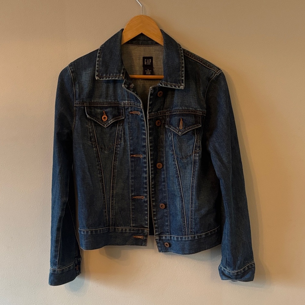 GAP Women's Classic Blue Jean Jacket